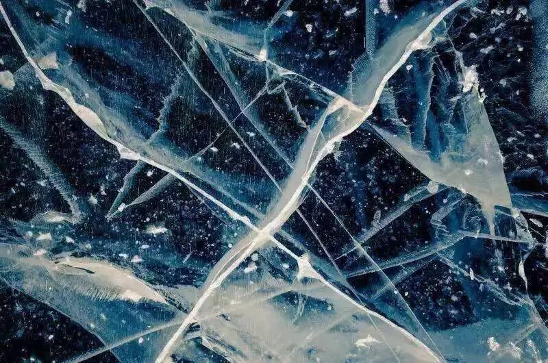 华夏丨踏雪捕鱼架铁锅，镜泊跃美