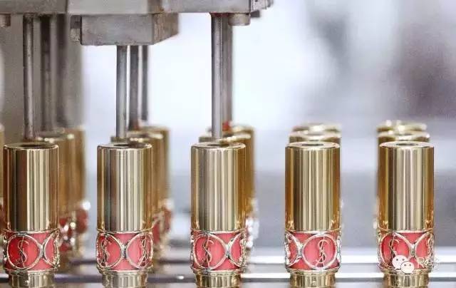 ysl圣诞限定口红值得入手,ysl圣诞限量黑管09