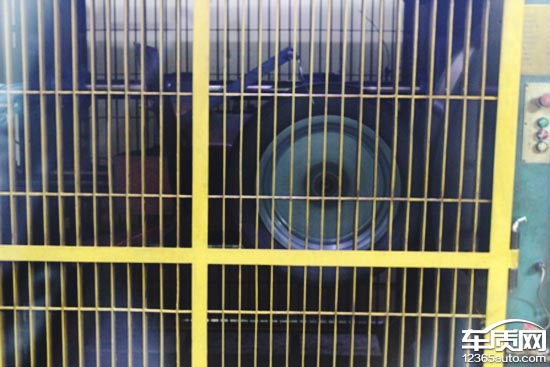 普利司通轮胎出现裂纹图片,普利司通动力侠龟裂解决了吗