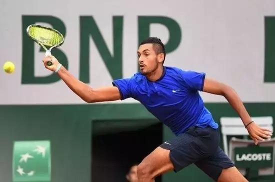 克耶高斯脾气,克耶高斯素质