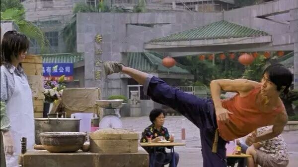 少林足球周星驰和吴孟达自我介绍,周星驰和吴孟达功夫足球