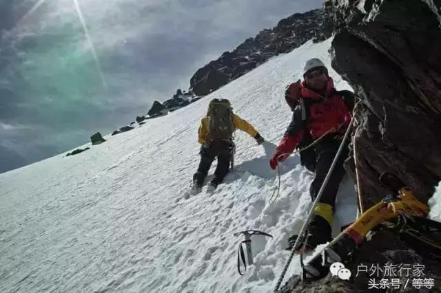 博格达峰登顶需要什么手续,博格达攀登视频教程