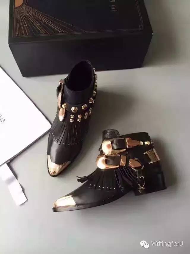 闹，你们要的靴子来了