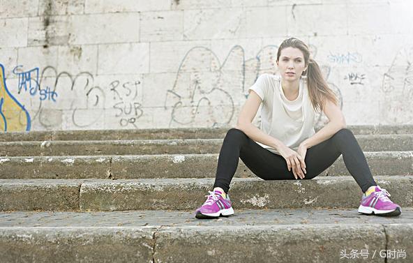 舒适的运动鞋原来还可以这么的时尚