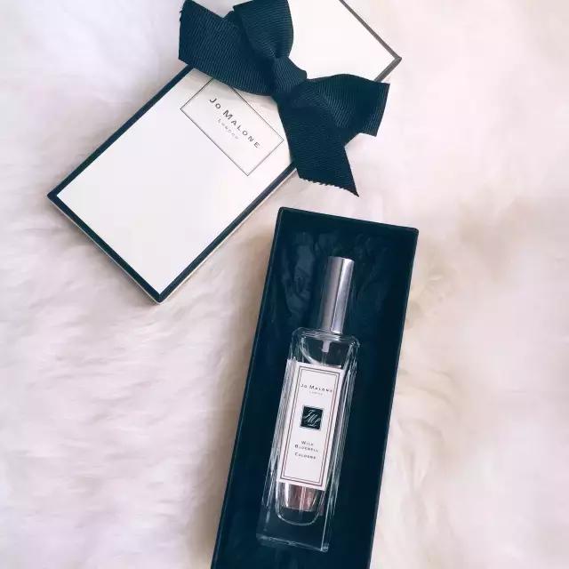 醒醒吧，你以为一只YSL就能堵住女人的嘴？