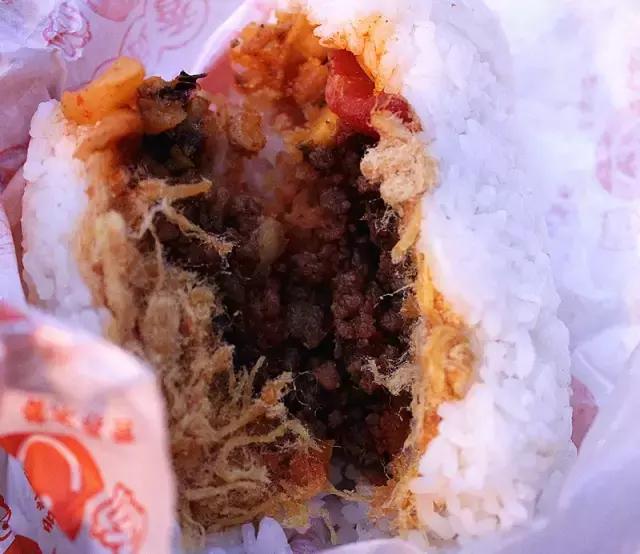 版纳傣族风味餐,版纳芒果饭团