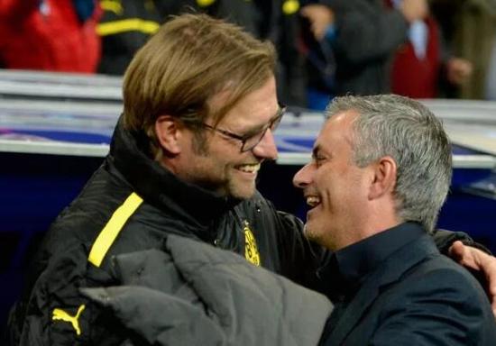 今日体坛吐槽：上海哔哩哔哩队，刘月半怼回去