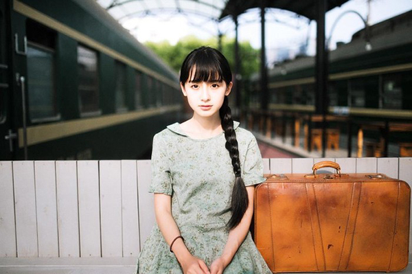 编发教程甜美侧麻花,九款简单的女神范编发教程分享