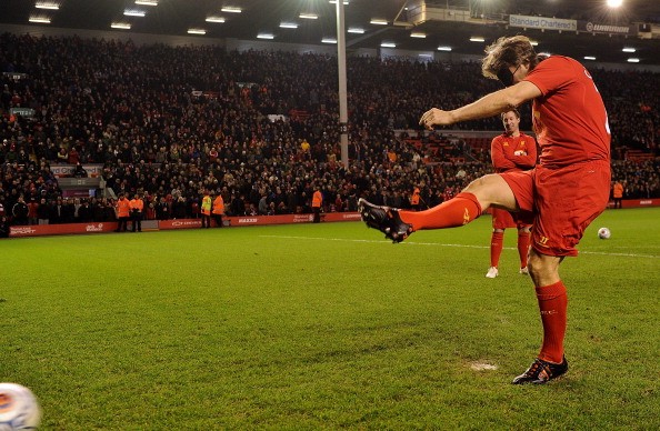 利物浦杰拉德托雷斯重聚,苏亚雷斯利物浦杰拉德