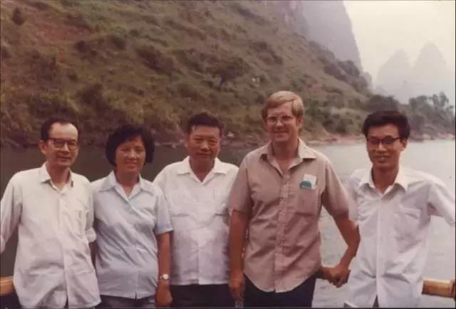 揭秘：早期青蒿素类药物不为人知的事｜李泽琳口述（下）