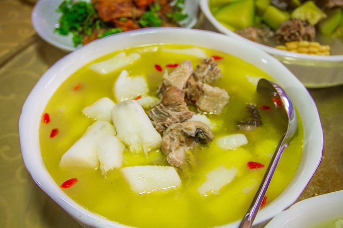 和老公一起宝兴邓池沟一日游,宝兴邓池沟农家乐包吃住价格