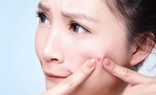 脸上长痘部位解析,脸上长痘位置与脏器对照