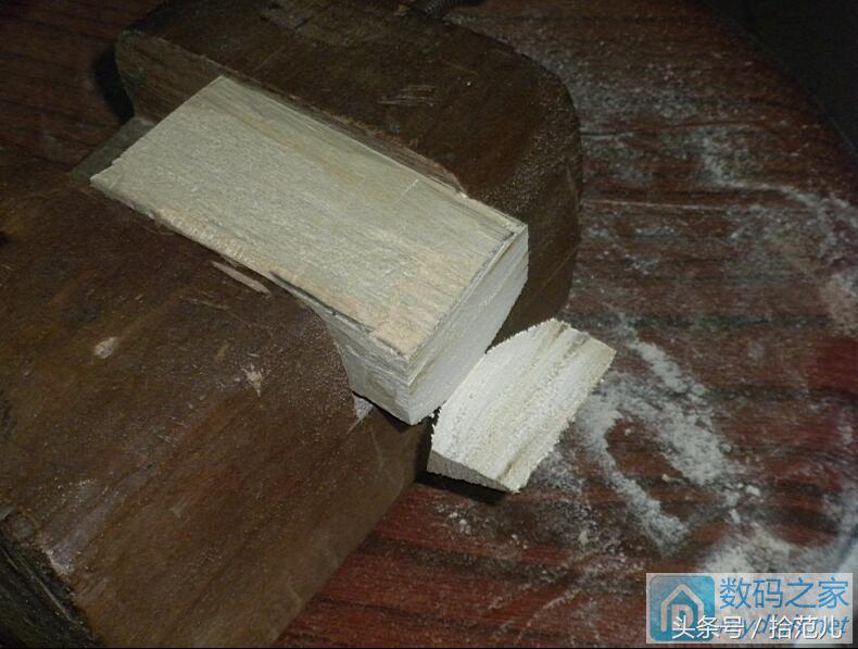 日光灯支架坏了怎么修理,日光灯支架安装图解