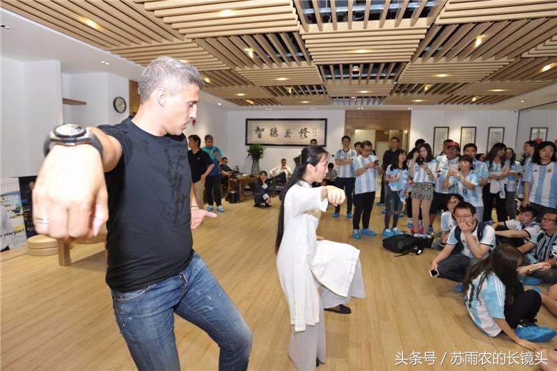 克雷斯波踢球技巧,克雷斯波决赛梅开二度