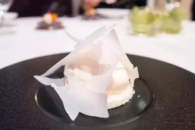 巴黎lecinq餐厅,法国巴黎米其林餐厅菜单价格表