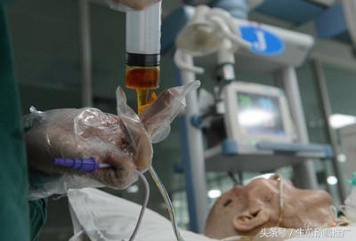 icu插管病人有多痛苦3d,插管icu