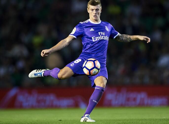 皇马球员日常穿鞋,西甲球星球鞋