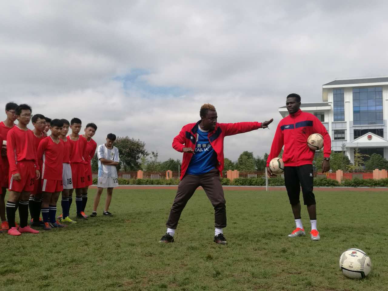 澶栨暀鏉ヤ簡鍥剧墖,澶栨暀鏉ヤ簡璇剧▼