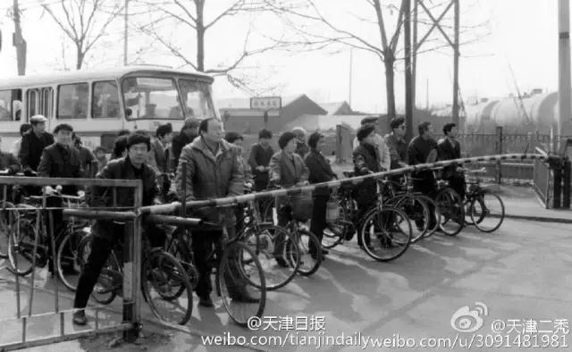 看看天津的图片,70年代天津河西老照片图库