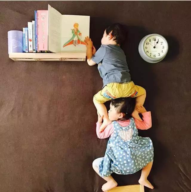 这个日本女人竟然对自己熟睡的孩子做出了这些......