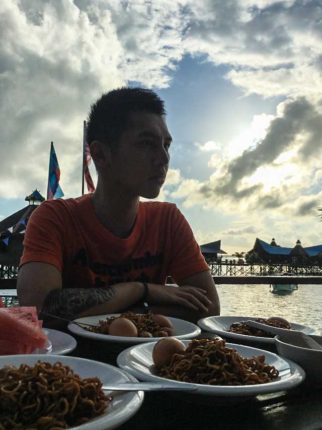 帅哥带你去日本旅游,仙本那个性旅拍婚纱照推荐