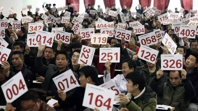 拍卖的公车是否值得入手,拍卖车子便宜吗