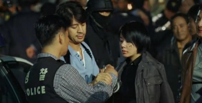 女儿遭“奸杀”，妈妈“复仇”，方式令凶犯“蛋疼”！我却感动了