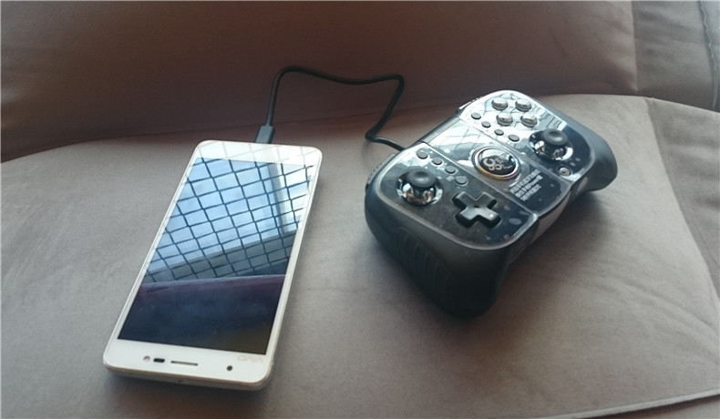 推荐几款游戏手柄玩的手机游戏,推荐一款游戏手柄