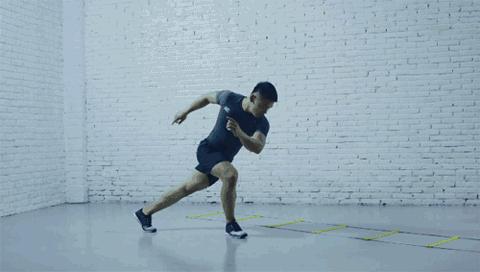 怎么能快速学会凌波微步,怎么利用敏捷梯训练