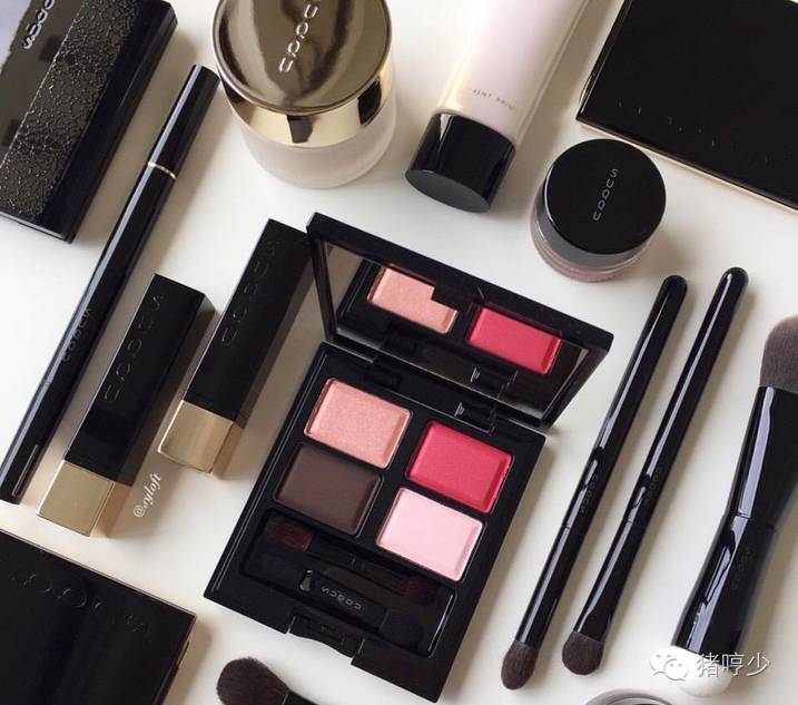suqqu2020秋冬新品,suqqu新款黑金粉霜好用吗