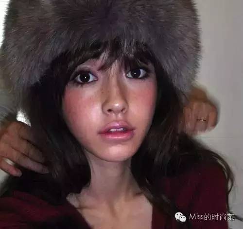 去雀斑素颜妆教程,流行的雀斑妆是什么妆