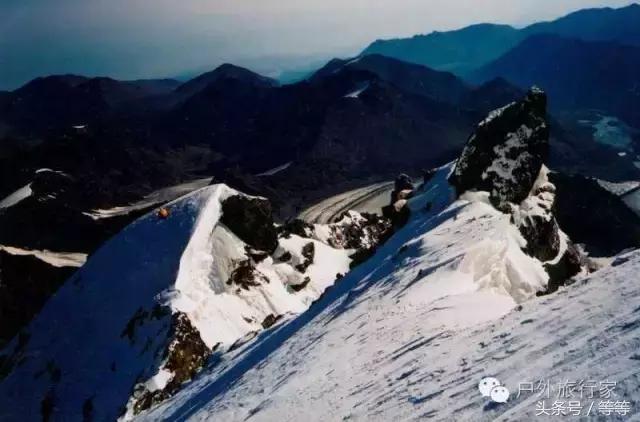 博格达峰登顶需要什么手续,博格达攀登视频教程