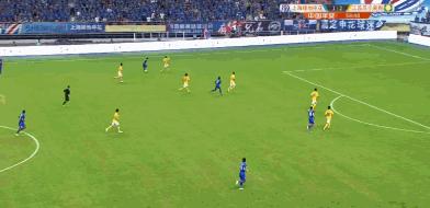 曹赟定收获赛季第9个助攻，已成申花大腿，否能进国家队？