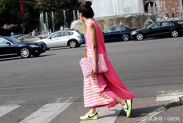 舒适的运动鞋原来还可以这么的时尚