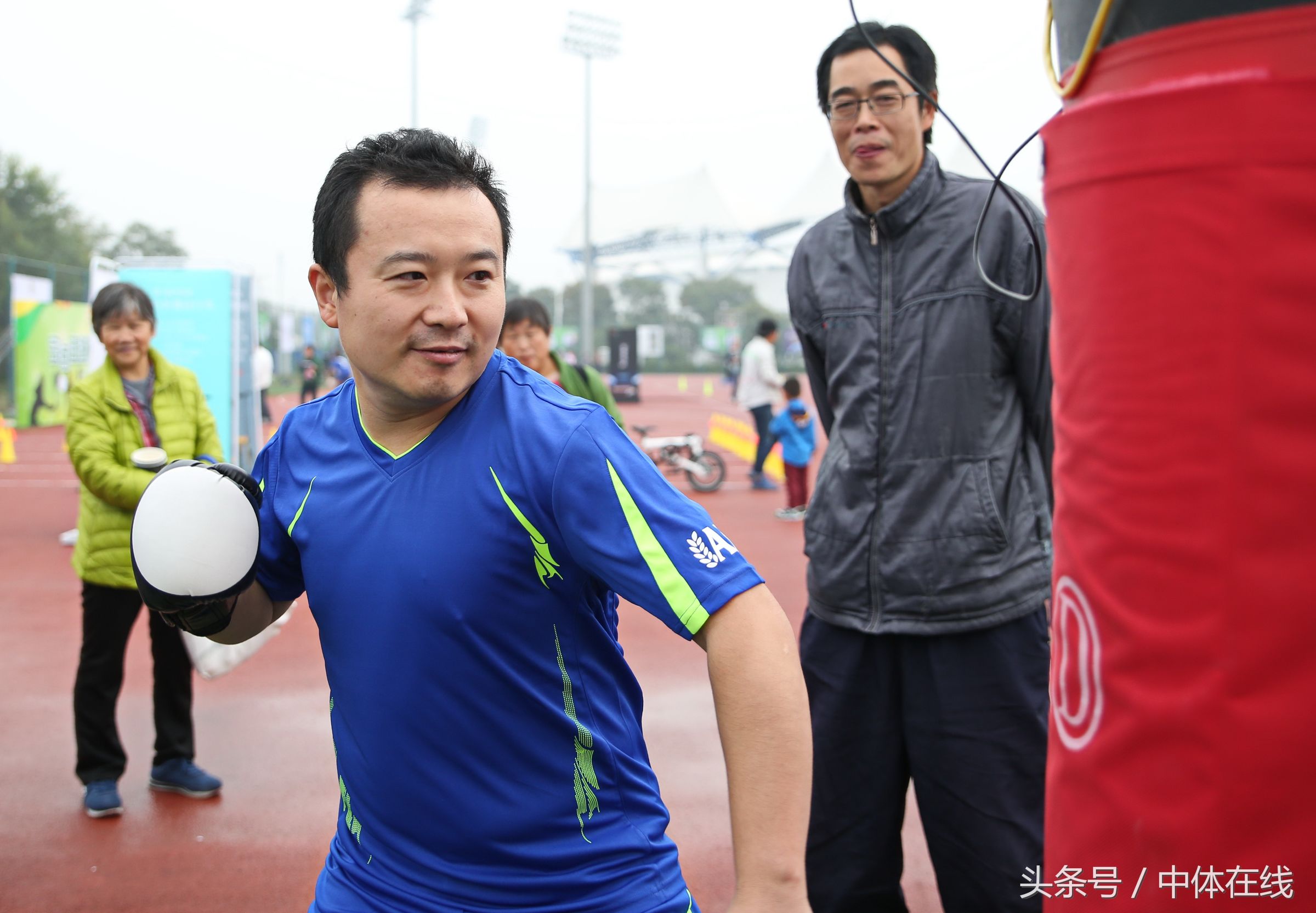 中国企业足球联赛,企业足球比赛回顾