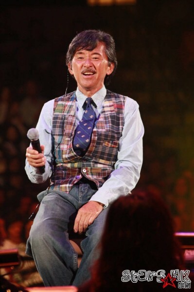 不会留胡子你也敢自称大叔？