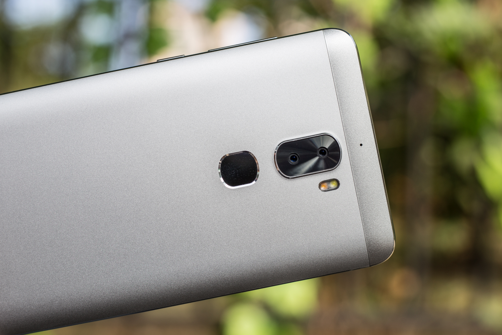 cool1dual如何打开后盖,cool1dual手机怎么隐藏应用