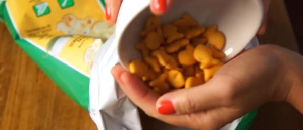 监狱快餐面做法 (监狱的面条怎么吃)