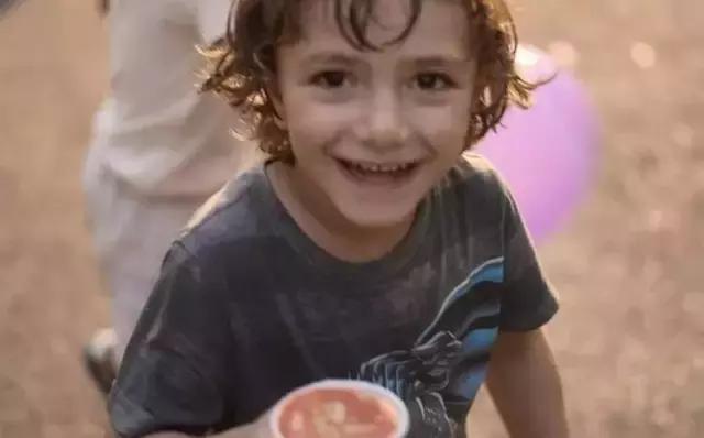 捐助学生该准备什么物资,捐助的时候需要关注什么