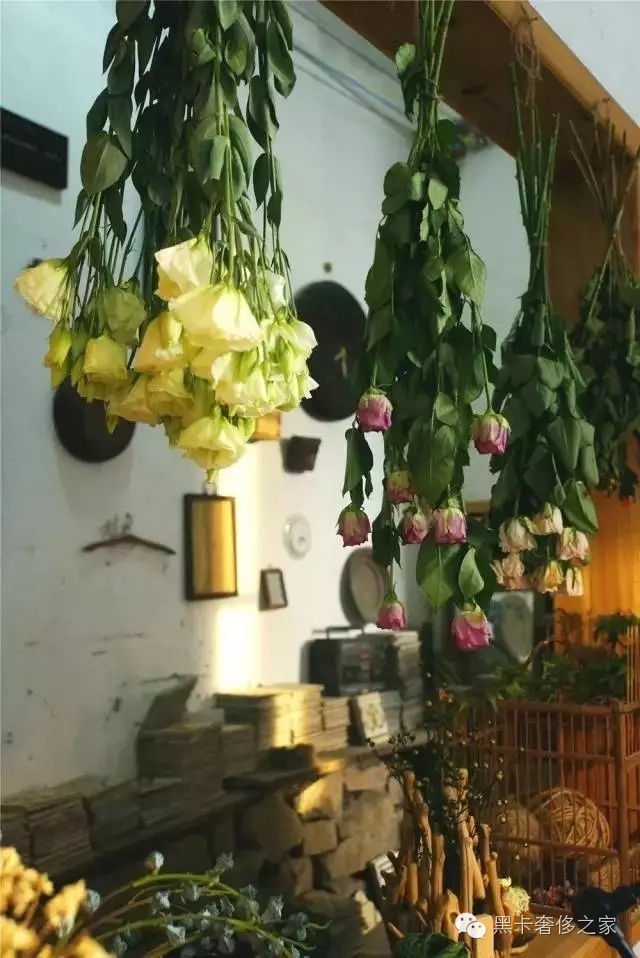 不要爱马仕不要LV,90后情侣花6万块造了个300㎡的大房子