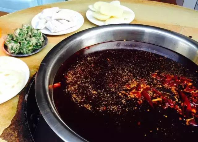 重庆必吃的12家火锅,重庆必吃的10家火锅