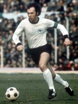 美国媒体对梅西迈阿密夺冠评价,英媒评梅西第8个金球奖