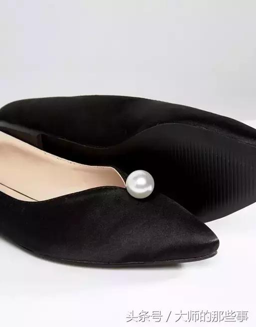这双鞋成时尚界新宠,明星同款珍珠鞋