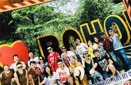 鍑鸿壊鍗冮噾灏忚鍚庣画,鍑鸿壊鍗冮噾灏忚缁撳眬