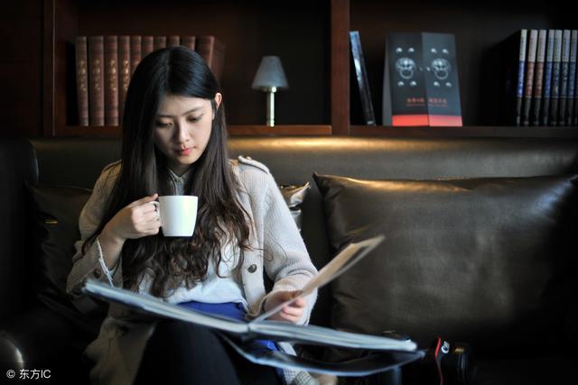 小说：小三的女儿，被丈夫带回家收养，她愤怒，恨不得活剐父女俩