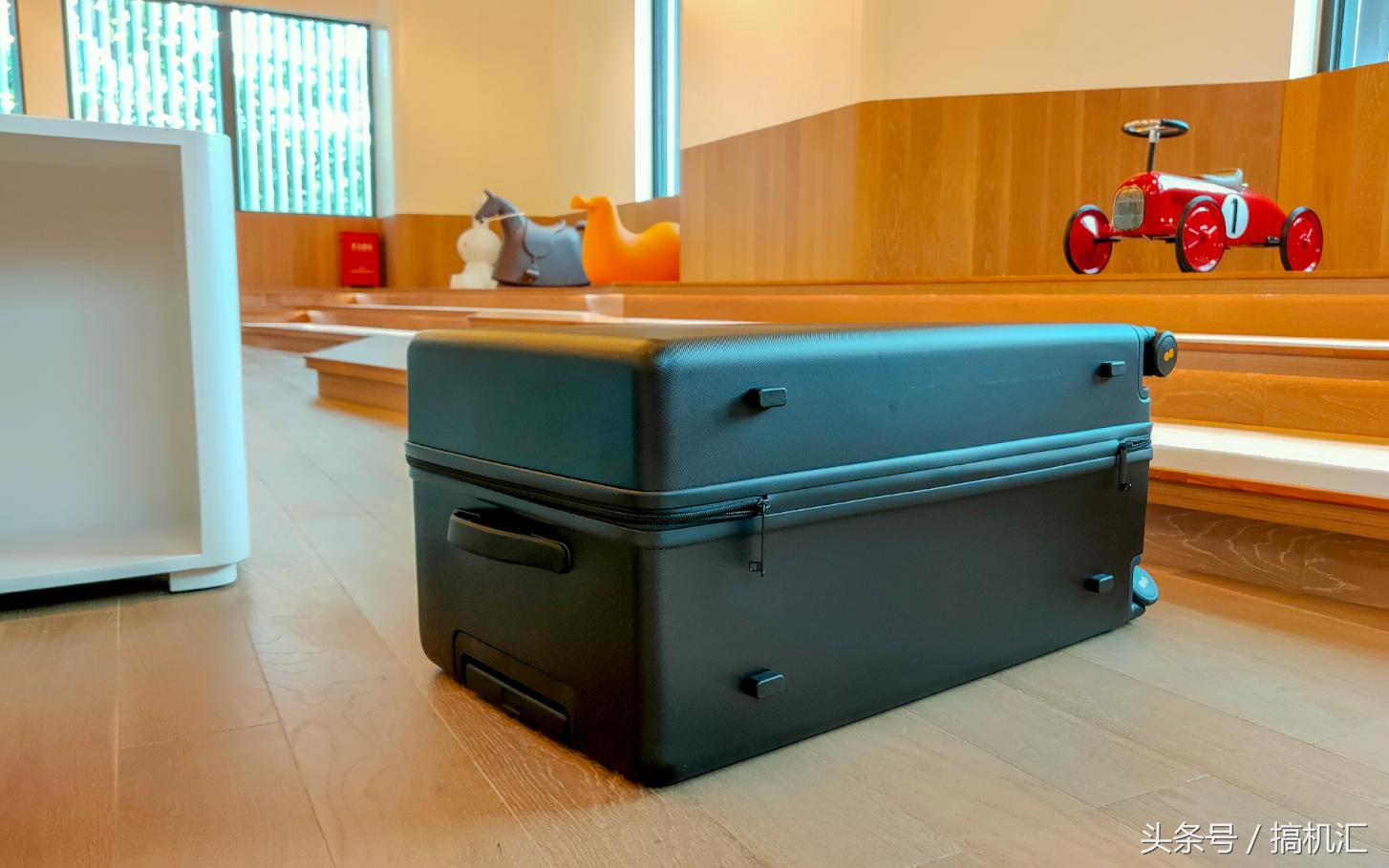 level8行李箱大旅行家,level8行李箱一千多的