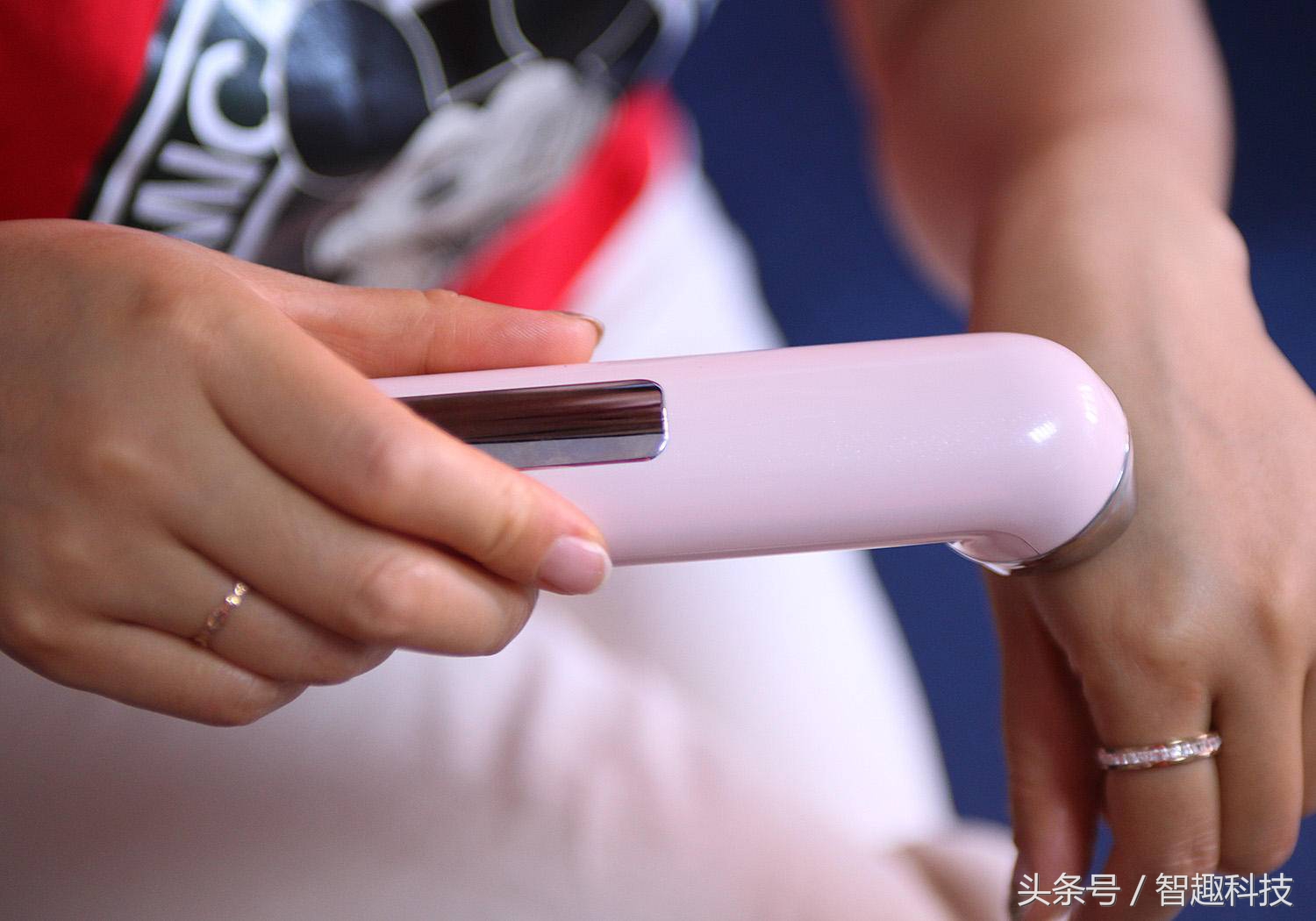 须眉射频仪美颜仪,须眉射频抗皱美颜仪