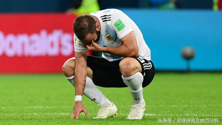 伊瓜因决赛三次单刀,伊瓜因单刀机会