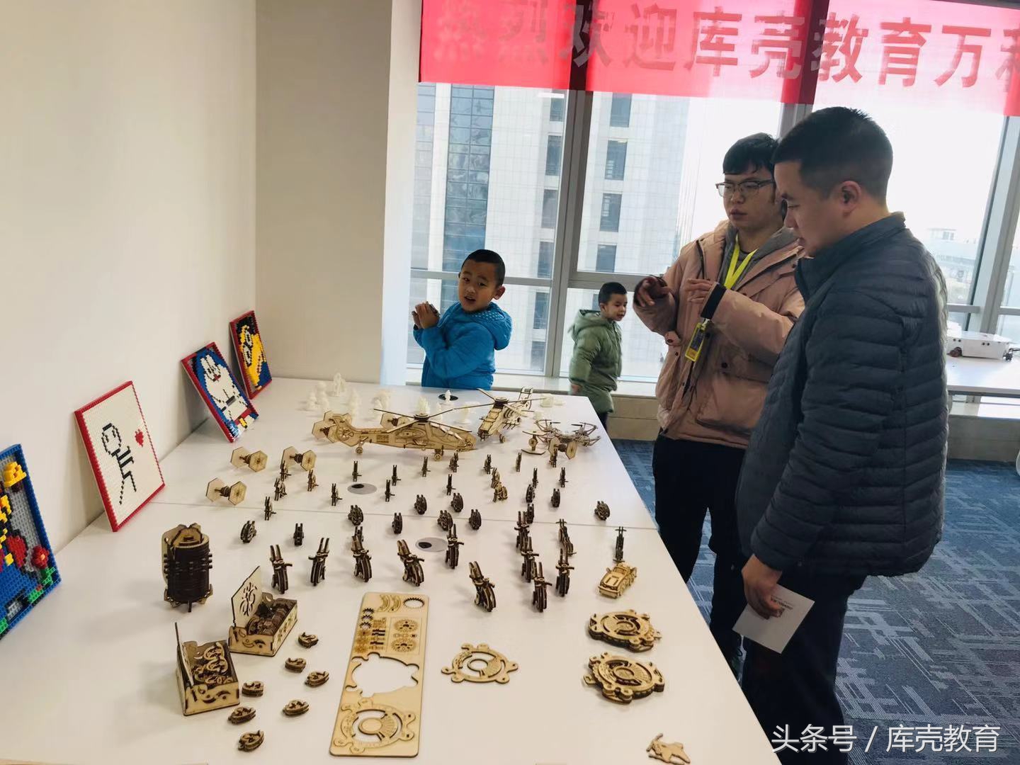 奇妙小镇嘉年华圣诞节,亲子嘉年华游乐场