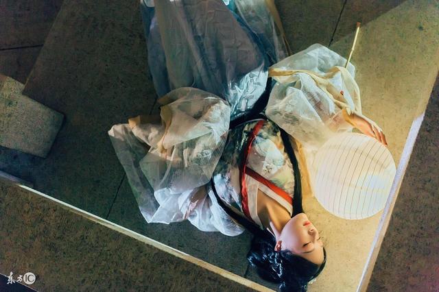 大婚前夕她惨遭心爱之人背叛,大婚三天夫君抱着庶妹要进门完结